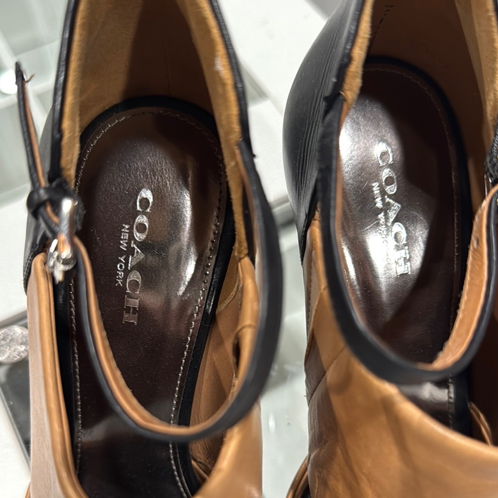 Coach Black and Tan Leather Heels - Picture 4 of 4